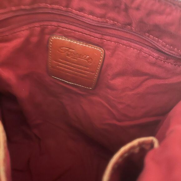 Fossil leather distressed red Medium bucket style shoulder bag stitching accent - Picture 5 of 14